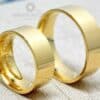 Alianças Quadradas Anatômicas em Ouro 18k - Image 5