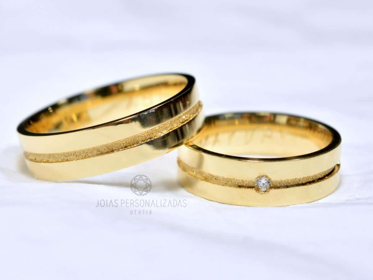 Alianças Em Ouro 18k Personalizadas - FA-590