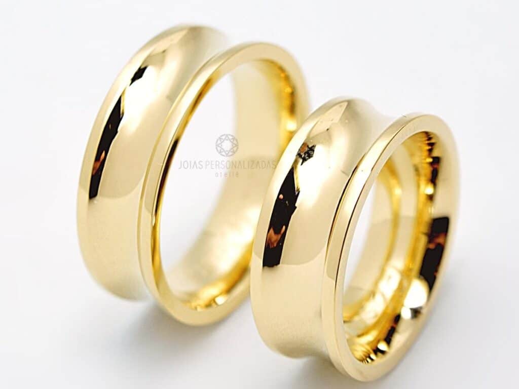 Anel de Formatura Milos em ouro 18k - Golden & Co - A Sua Loja de Alianças  e Joias Personalizadas