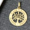 pingente árvore da vida personalizado com nomes em ouro com brilhantes