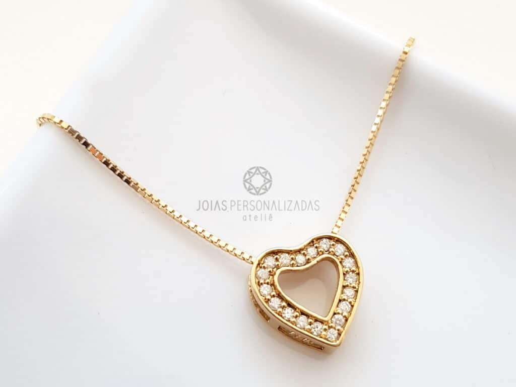 corrente veneziana feminina em ouro 18k com pingente de coração cravejado de brilhantes