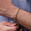 Pulseira Masculina Oca em Ouro 18k - Elo Cadeado