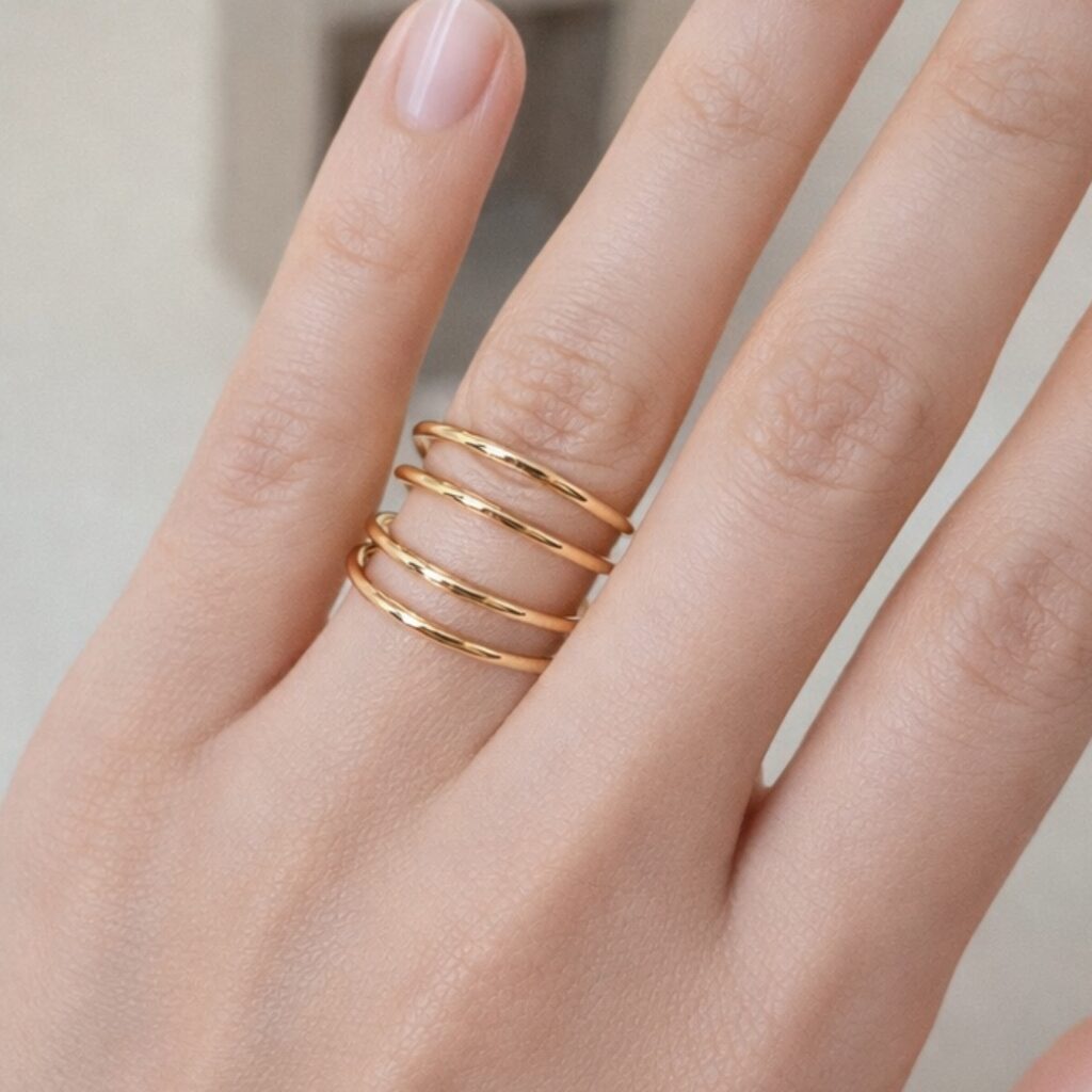 anel feminino em ouro 18k com fios lisos