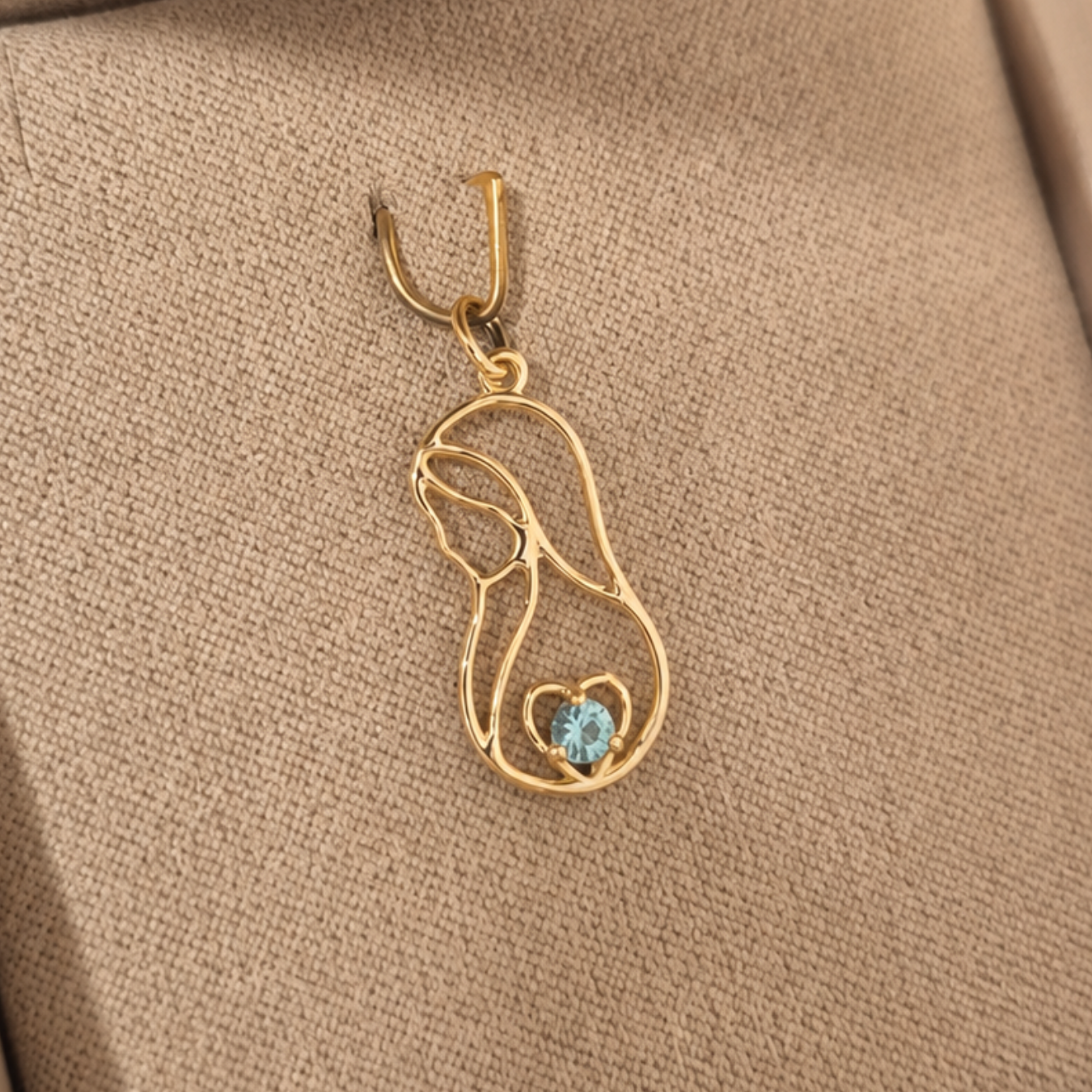 Pingente de Nossa Senhora em Ouro 18k com Pedra Sintética