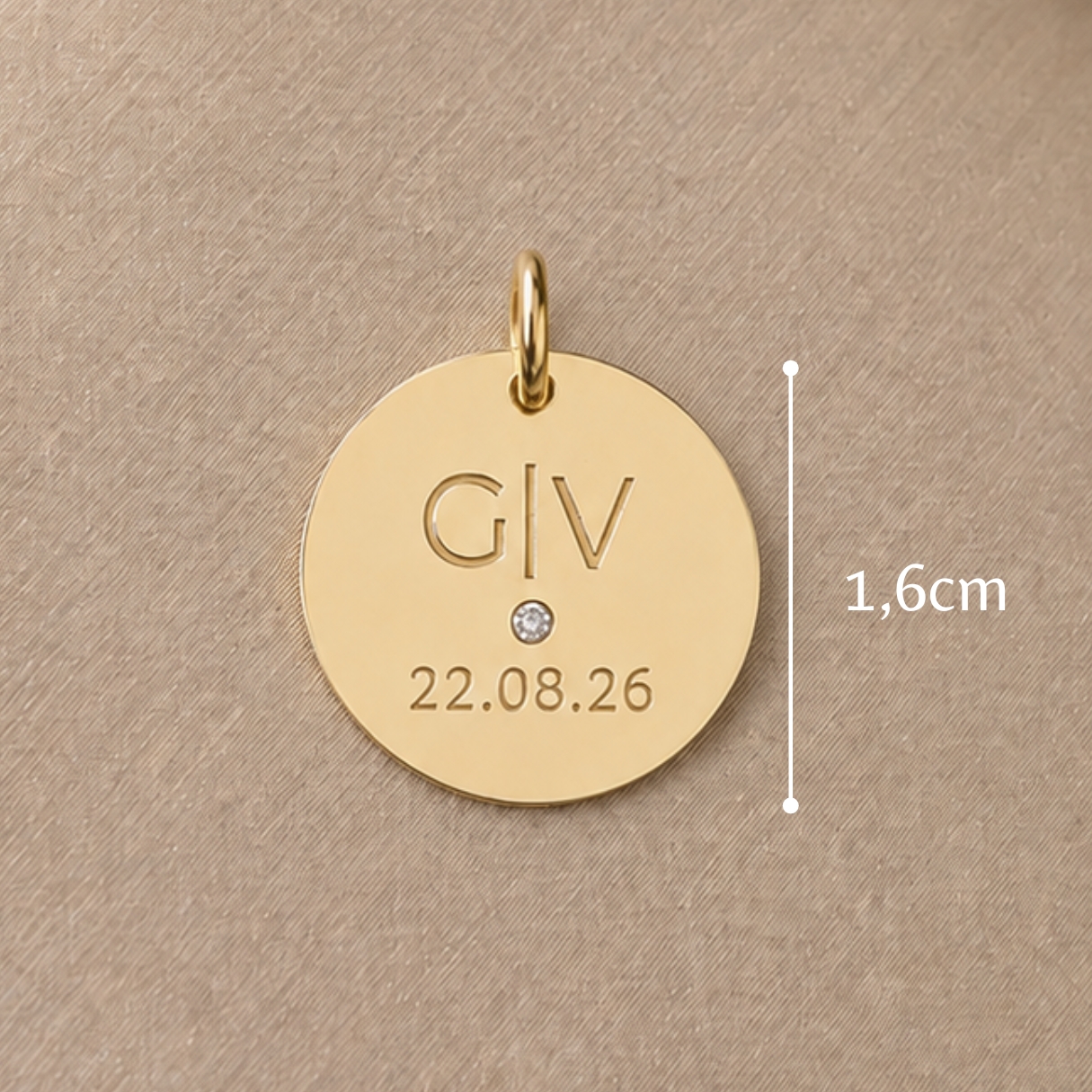 Pingente Personalizado com Monograma de Casamento - Ouro18k e Brilhante - 1,6cm